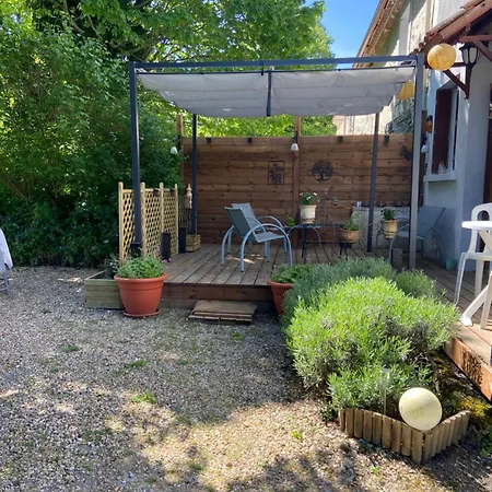 Le Pré Du Val 2 Hébergement de vacances *