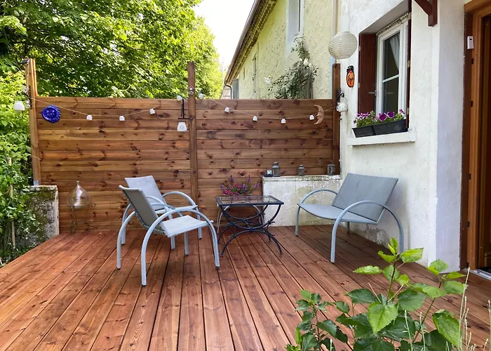 Le Pre Du Val 2 Holiday home Saint-Astier (Dordogne)