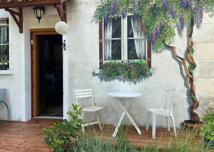 Le Pre Du Val 2 Holiday home *